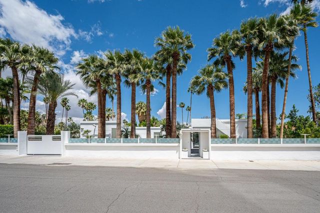 520 W ViA Lola, Palm Springs, CA 92262