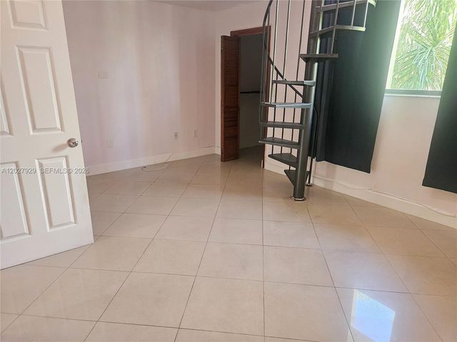 8879 SW 131st Court 210, Miami, FL 33186
