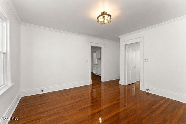 40 Brunswick Road, Troy, NY 12180