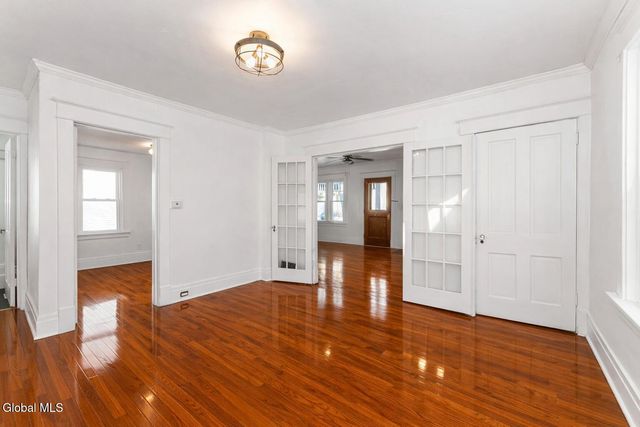 40 Brunswick Road, Troy, NY 12180