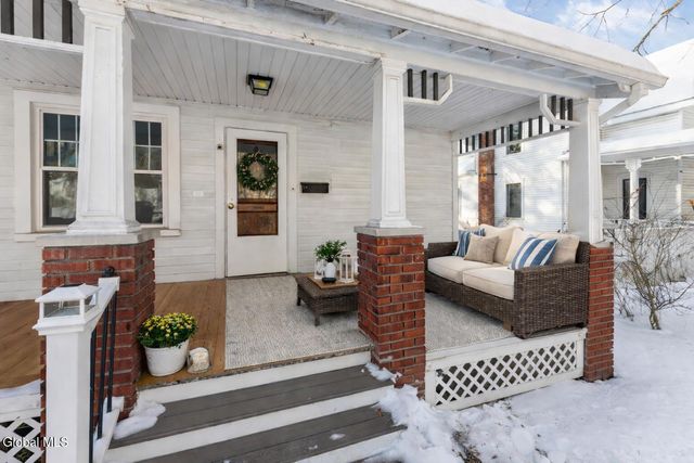 40 Brunswick Road, Troy, NY 12180