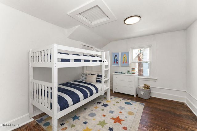 40 Brunswick Road, Troy, NY 12180