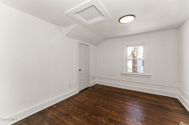 40 Brunswick Road, Troy, NY 12180