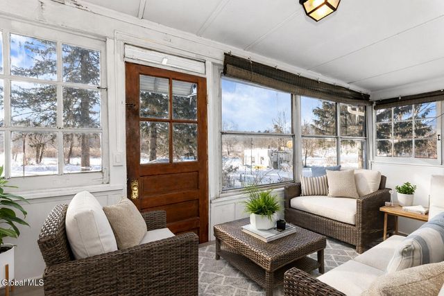 40 Brunswick Road, Troy, NY 12180