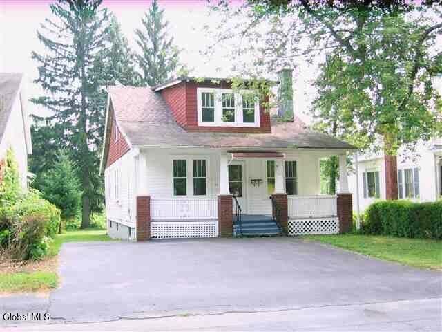 40 Brunswick Road, Troy, NY 12180