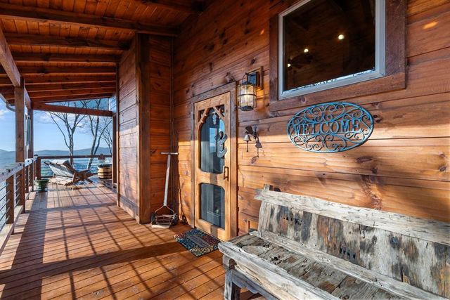 729 Wilderness Creek Way, Murphy, NC 28906