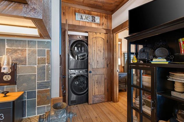 729 Wilderness Creek Way, Murphy, NC 28906