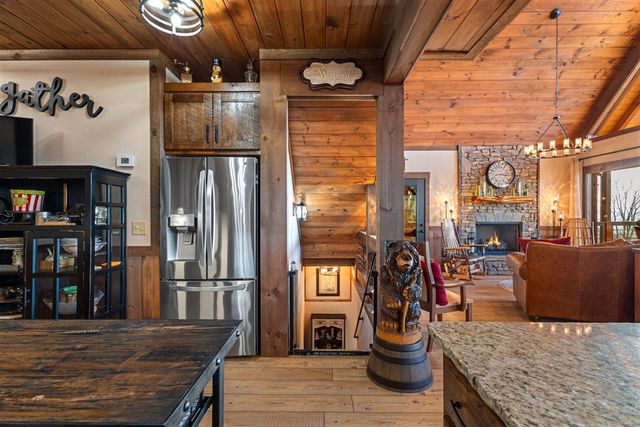 729 Wilderness Creek Way, Murphy, NC 28906