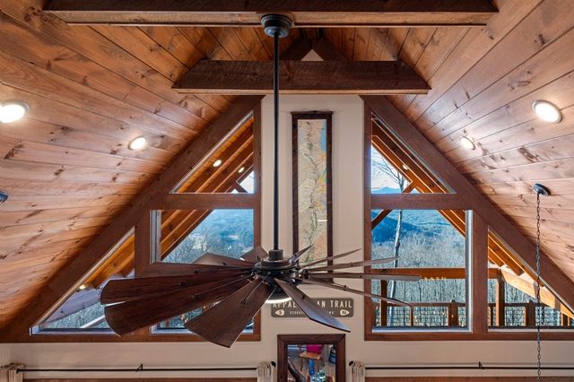 729 Wilderness Creek Way, Murphy, NC 28906