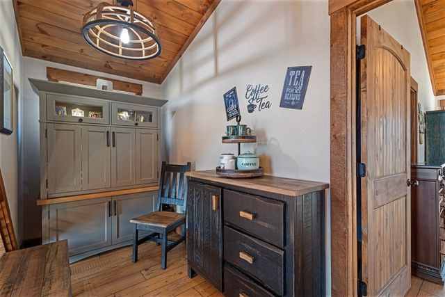 729 Wilderness Creek Way, Murphy, NC 28906