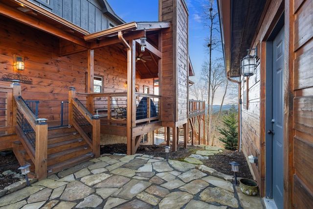 729 Wilderness Creek Way, Murphy, NC 28906