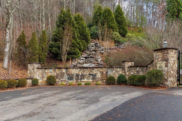 729 Wilderness Creek Way, Murphy, NC 28906