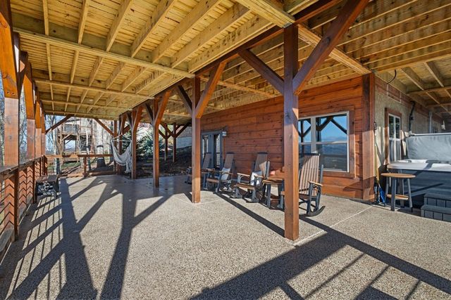 729 Wilderness Creek Way, Murphy, NC 28906