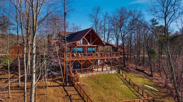 729 Wilderness Creek Way, Murphy, NC 28906