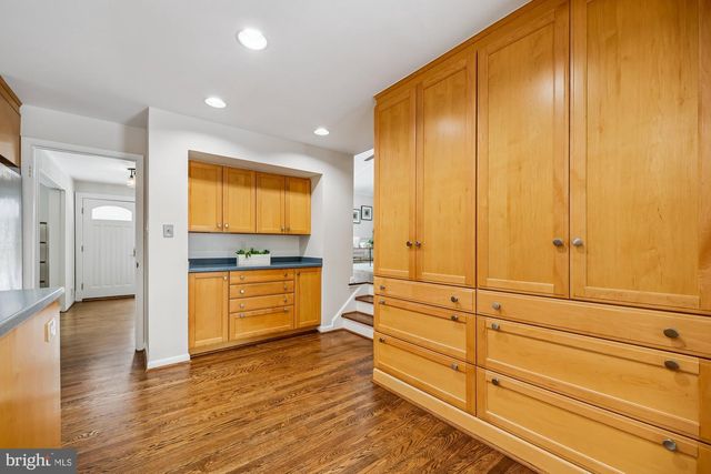 11715 STONINGTON PL, Silver Spring, MD 20902