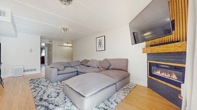 11104 O Gorman Drive 41B, Palos Hills, IL 60465