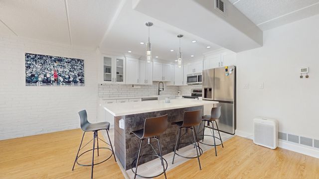 11104 O Gorman Drive 41B, Palos Hills, IL 60465