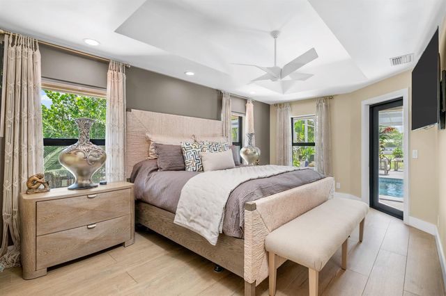 14800 April Drive, Loxahatchee Groves, FL 33470