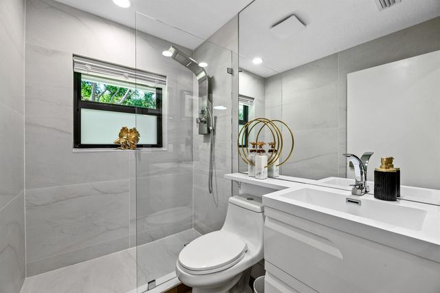 14800 April Drive, Loxahatchee Groves, FL 33470