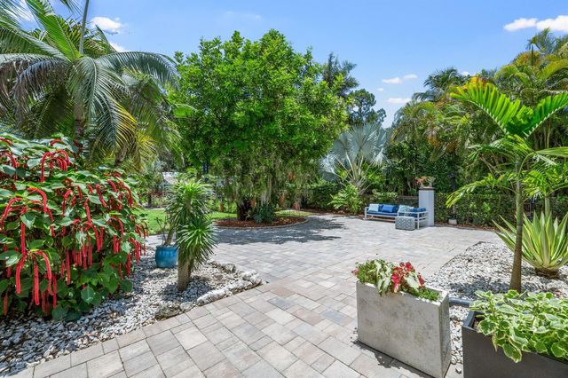 14800 April Drive, Loxahatchee Groves, FL 33470