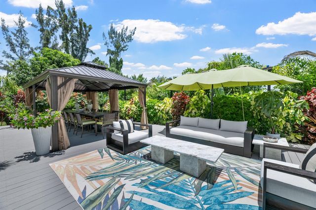 14800 April Drive, Loxahatchee Groves, FL 33470