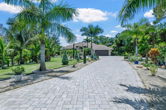 14800 April Drive, Loxahatchee Groves, FL 33470