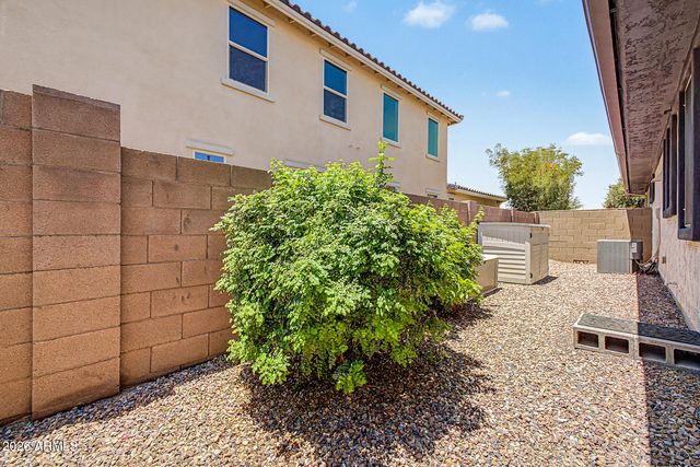 10421 E DURANT Drive, Mesa, AZ 85212