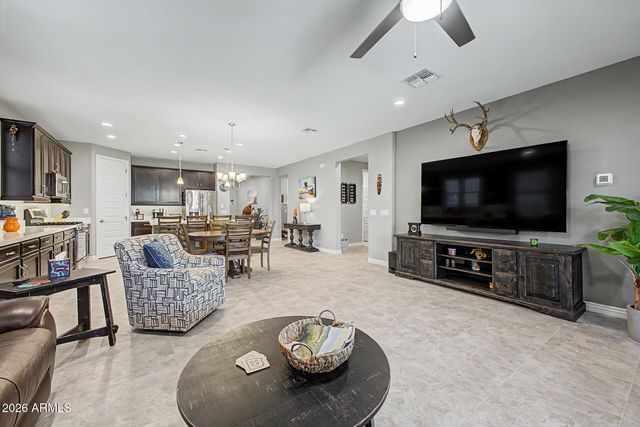 10421 E DURANT Drive, Mesa, AZ 85212