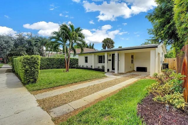 820 NE 17th Street, Fort Lauderdale, FL 33305