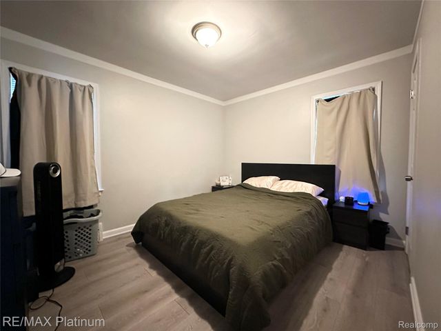 28417 Barton Street, Garden City, MI 48135