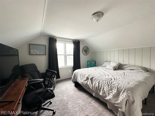 28417 Barton Street, Garden City, MI 48135
