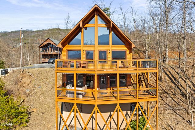 829 Red Fox Trl, Gatlinburg, TN 37738