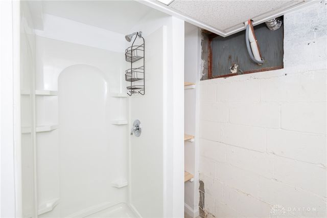 7811 Peters Pike, Butler Twp, OH 45414