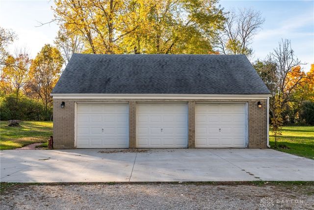 7811 Peters Pike, Butler Twp, OH 45414