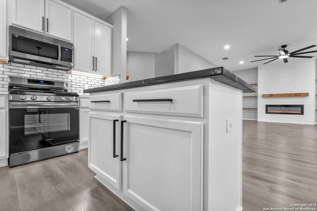 12851 Limestone Way, San Antonio, TX 78253