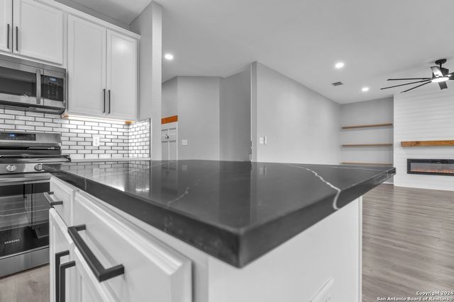 12851 Limestone Way, San Antonio, TX 78253