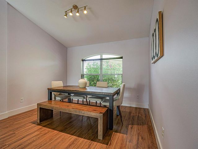 4460 SW 12th Manor SW, Vero Beach, FL 32968