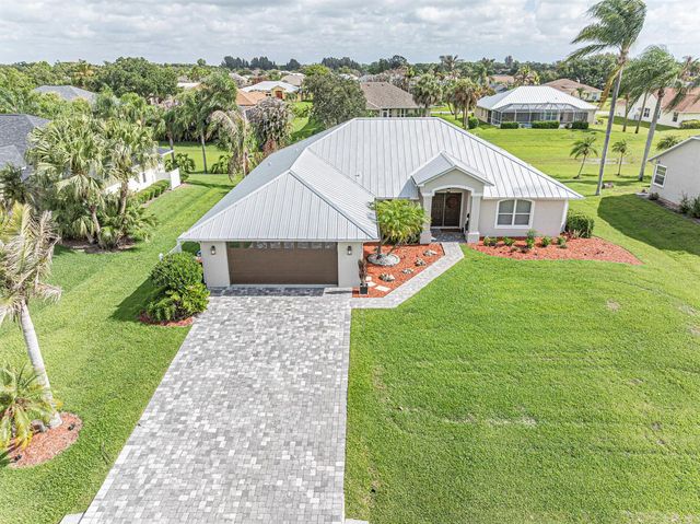 4460 SW 12th Manor SW, Vero Beach, FL 32968