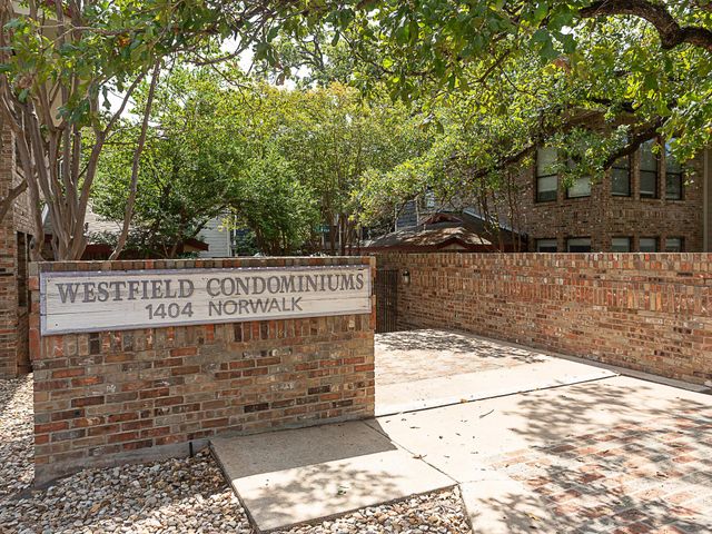1404 Norwalk LN 212, Austin, TX 78703