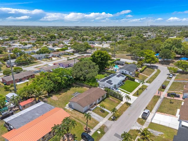 15543 SW 107th Ct, Miami, FL 33157