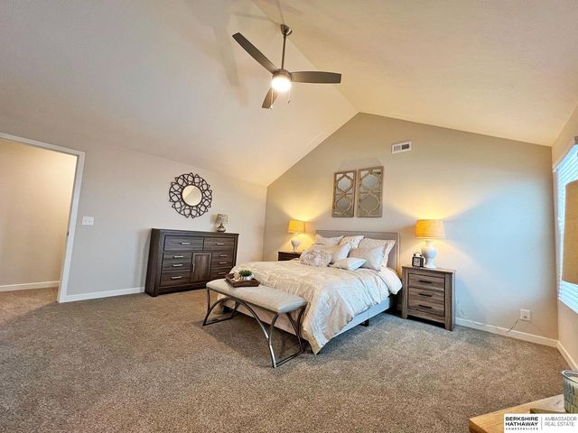 6610 S 200th Avenue, Omaha, NE 68135