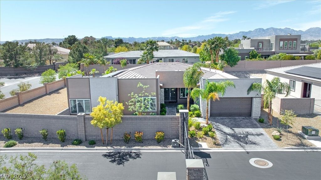 2689 Pioneer Estates Court, Las Vegas, NV 89117