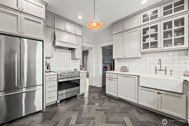 5022 N 26th Street, Tacoma, WA 98407