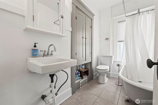 5022 N 26th Street, Tacoma, WA 98407