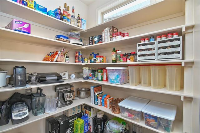 15721 Ballentine Street, Overland Park, KS 66221