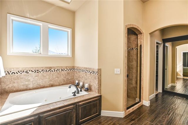 15721 Ballentine Street, Overland Park, KS 66221