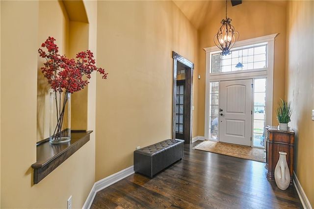 15721 Ballentine Street, Overland Park, KS 66221