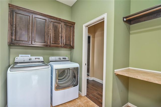 15721 Ballentine Street, Overland Park, KS 66221