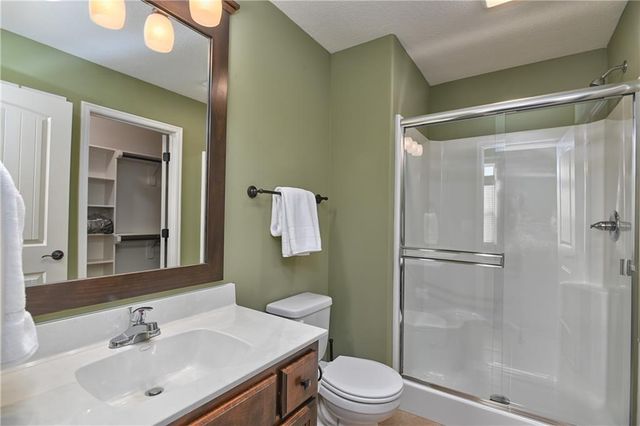 15721 Ballentine Street, Overland Park, KS 66221