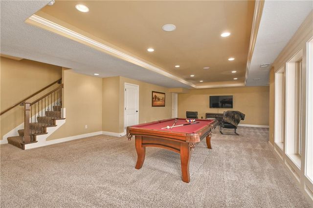 15721 Ballentine Street, Overland Park, KS 66221